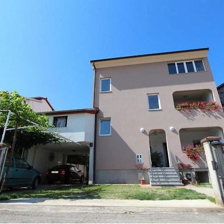 Lovely Family House Robi Hotel Rovinj Exterior photo